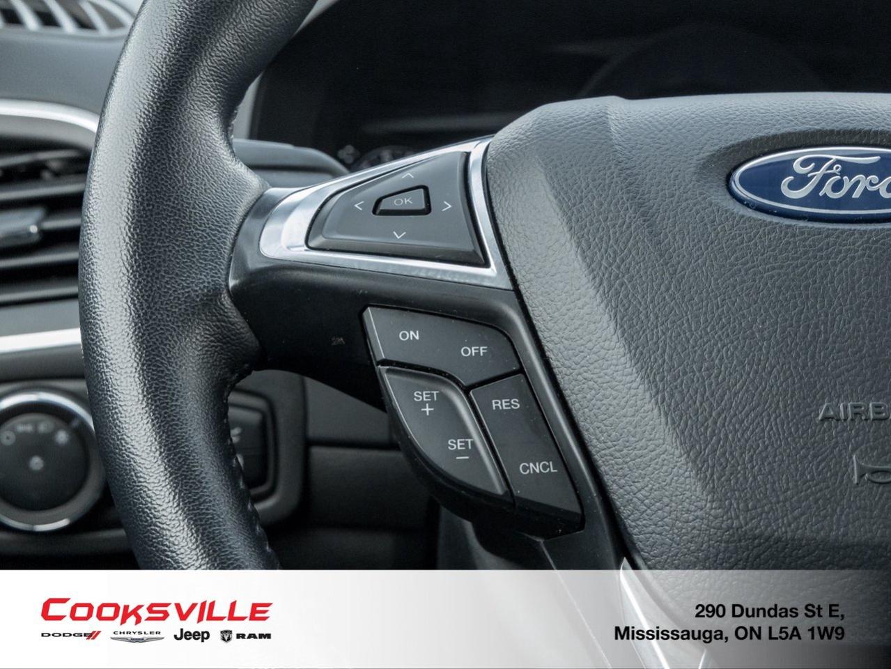 2024 Ford Edge Titanium AWD Photo