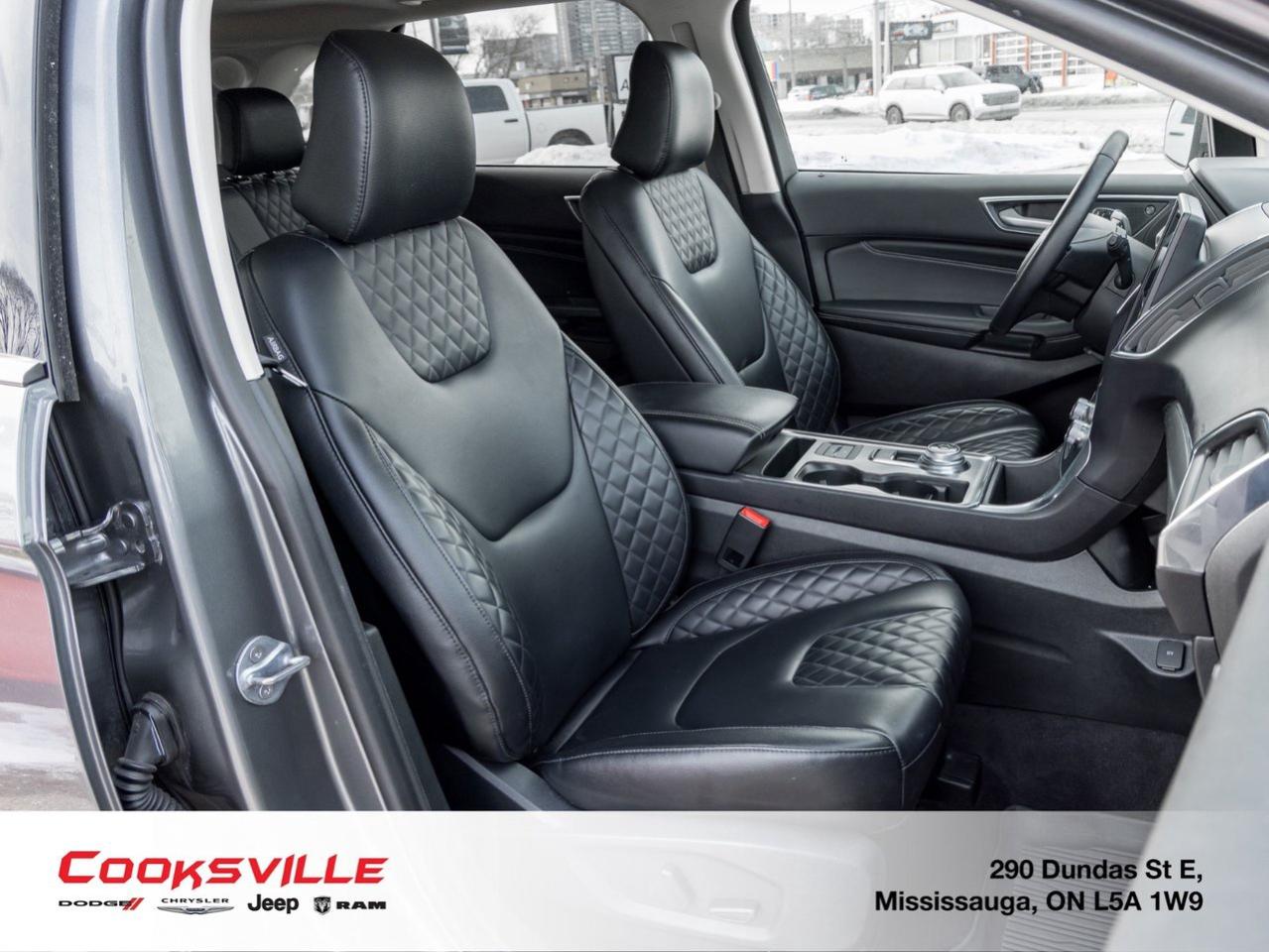 2024 Ford Edge Titanium AWD Photo