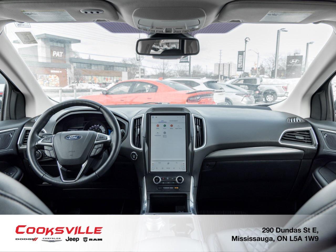 2024 Ford Edge Titanium AWD Photo