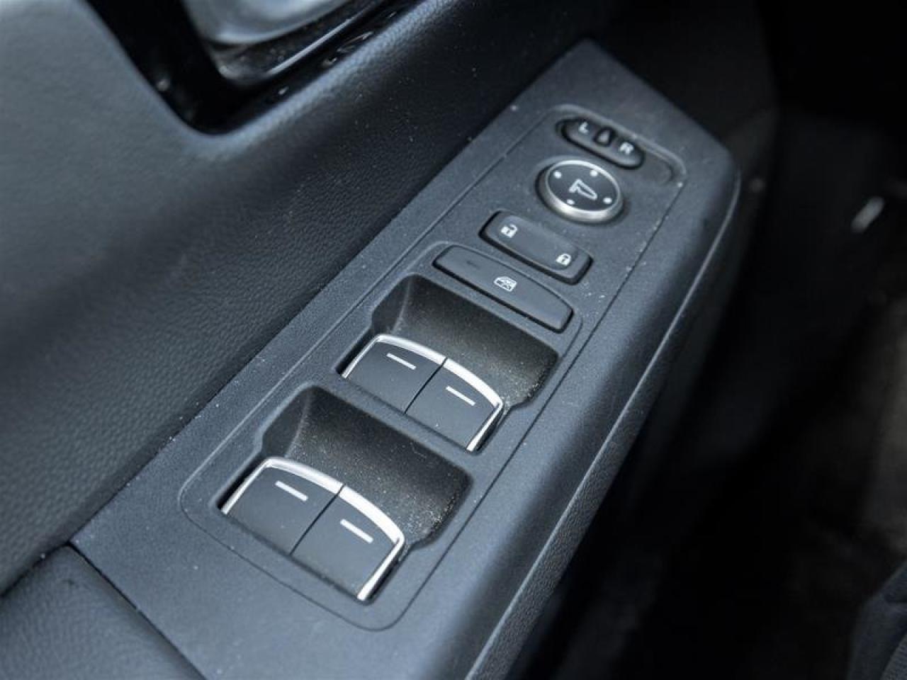 2025 Honda CR-V Hybrid Touring Photo