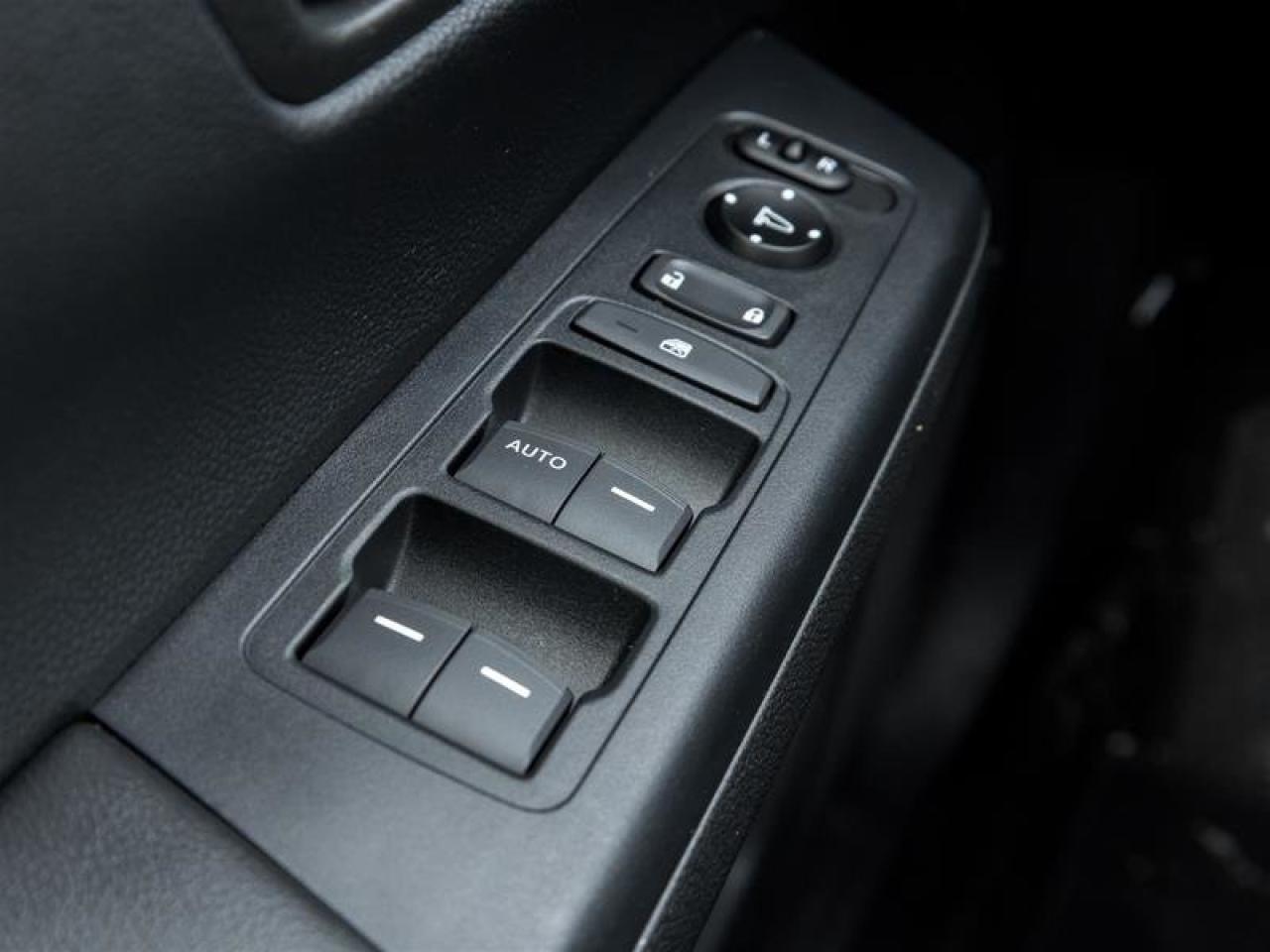 2025 Honda CR-V LX Photo