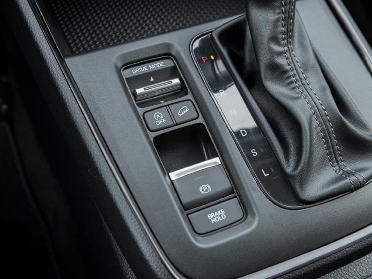 2025 Honda CR-V LX Photo