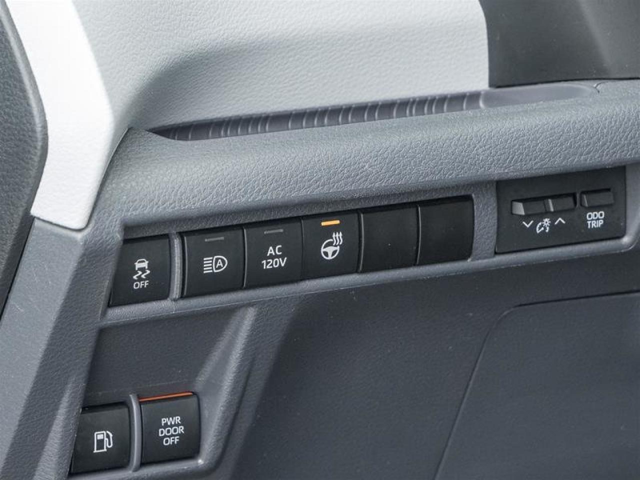 2024 Toyota Sienna Hybrid Sienna XSE AWD 7-Pass Photo