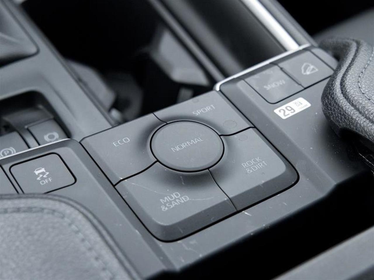 2025 Toyota Grand Highlander XLE AWD Photo