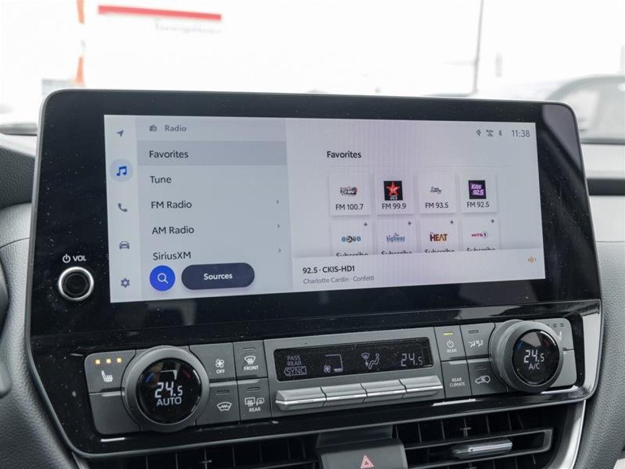 2025 Toyota Grand Highlander XLE AWD Photo