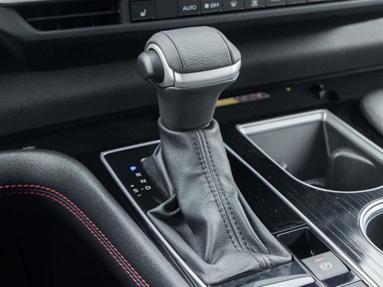 2025 Toyota Sienna Hybrid Sienna XSE AWD 7-Pass Photo