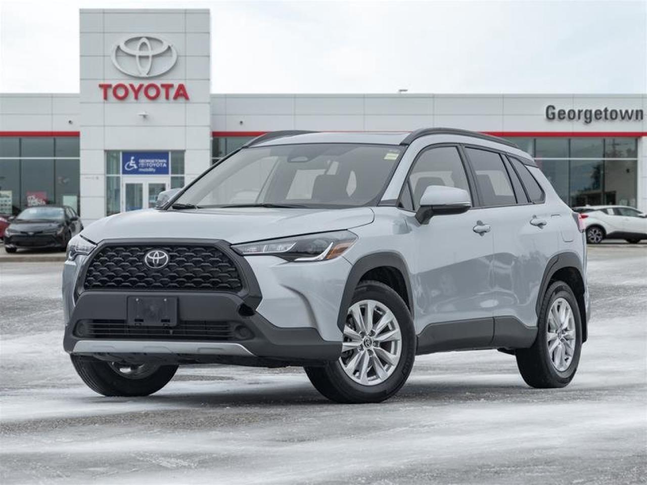 2023 Toyota Corolla Cross LE AWD Photo0