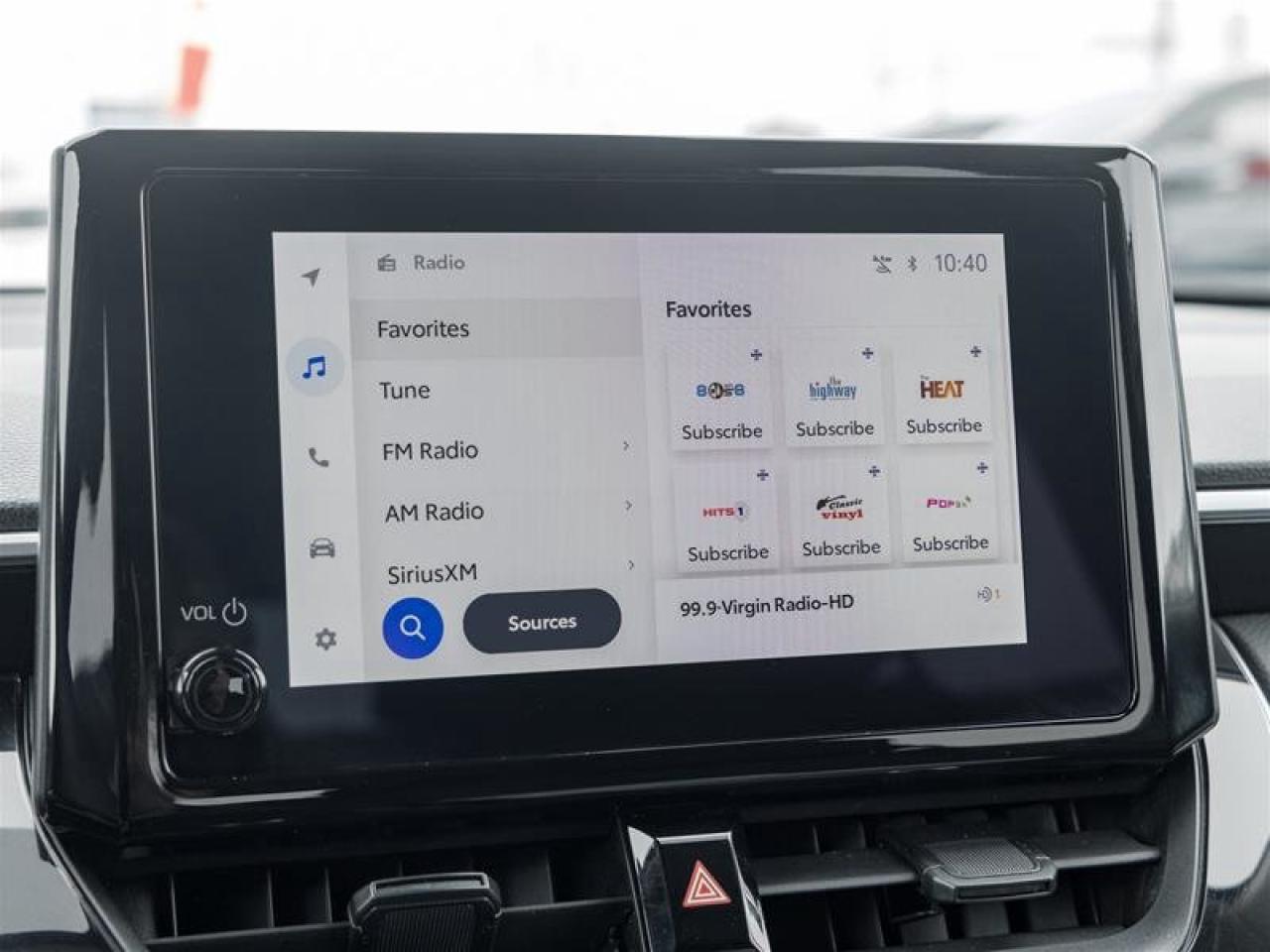 2023 Toyota Corolla Cross LE AWD Photo