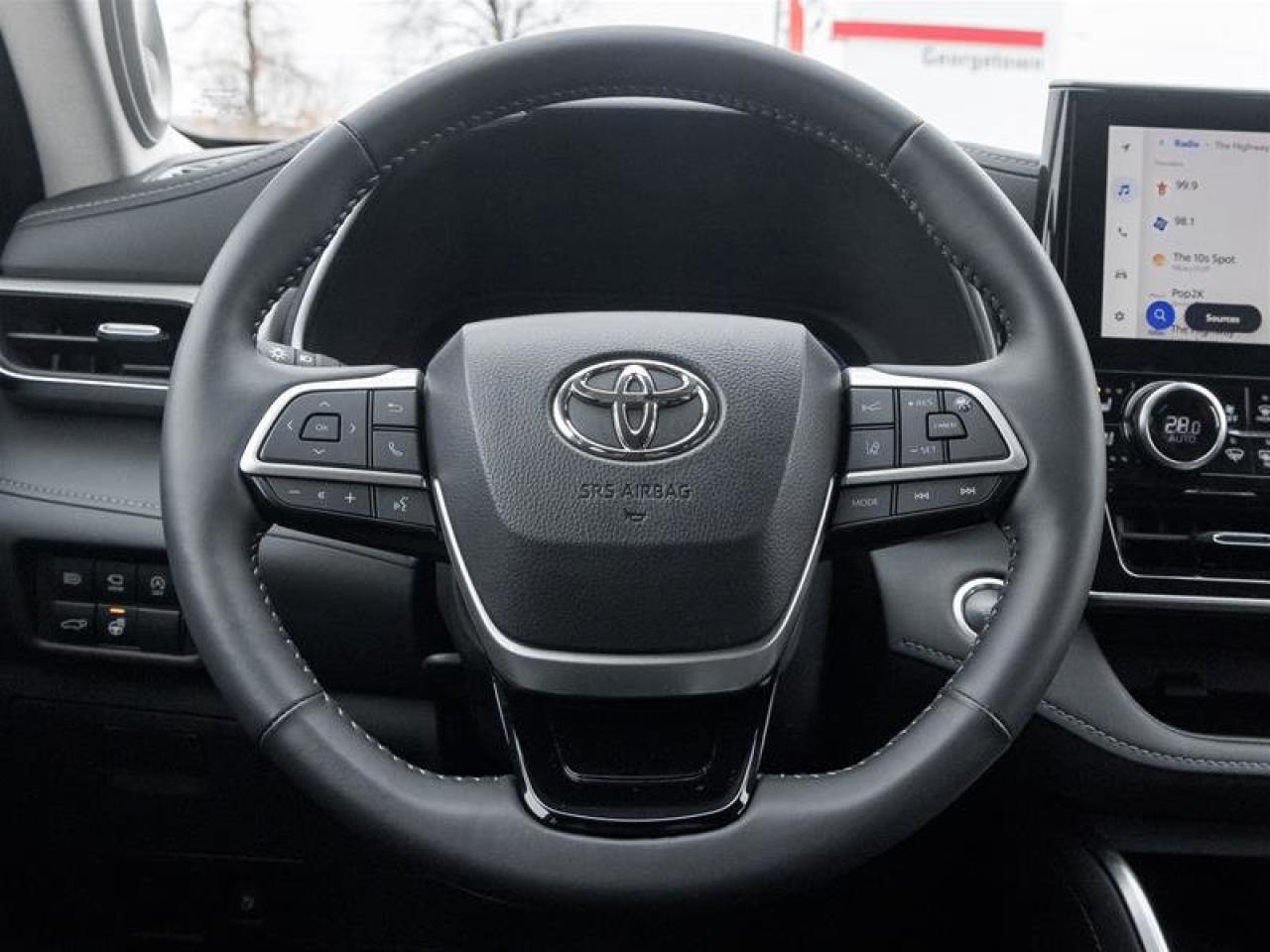 2025 Toyota Highlander LIMITED AWD Photo