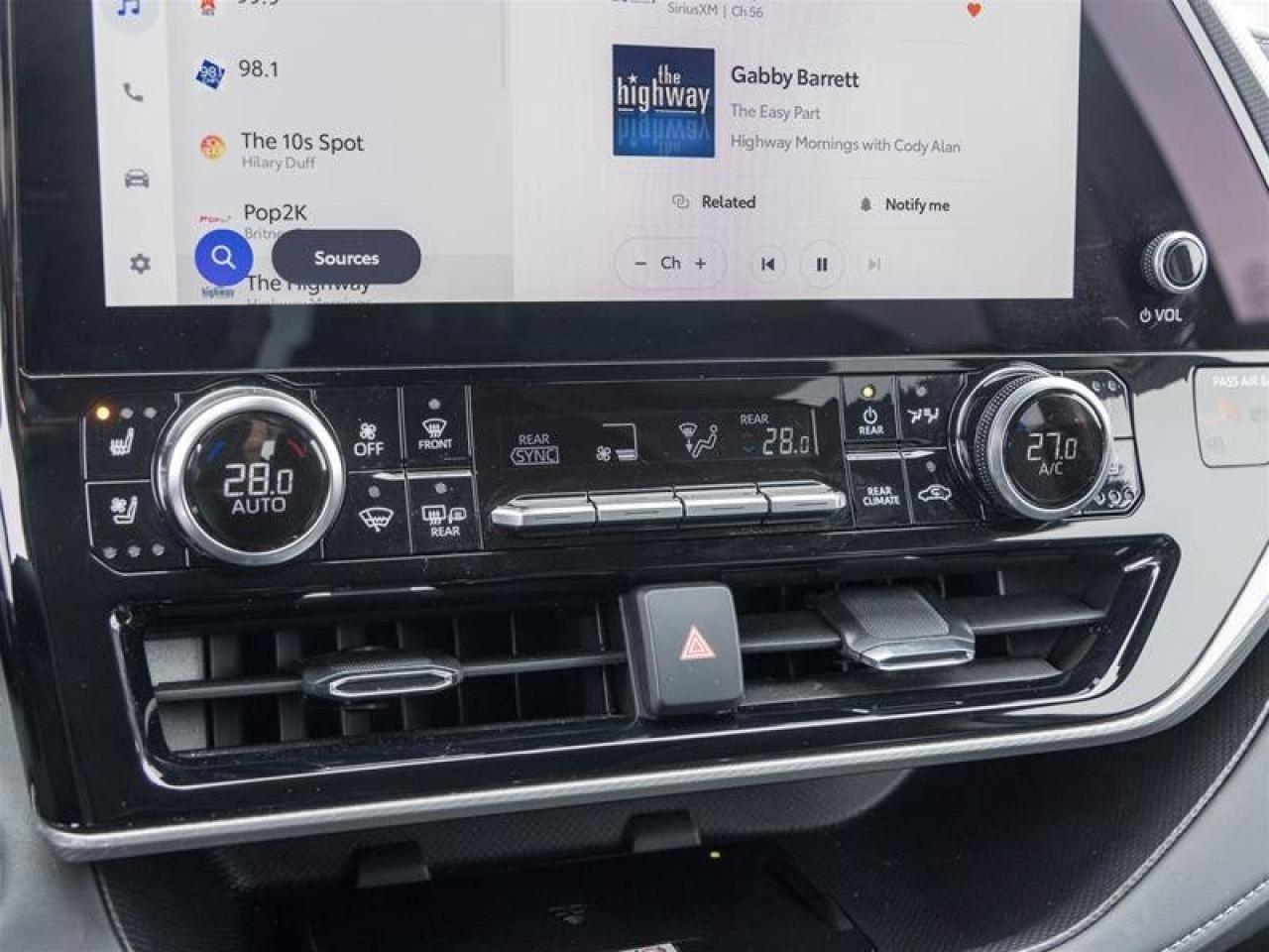 2025 Toyota Highlander LIMITED AWD Photo