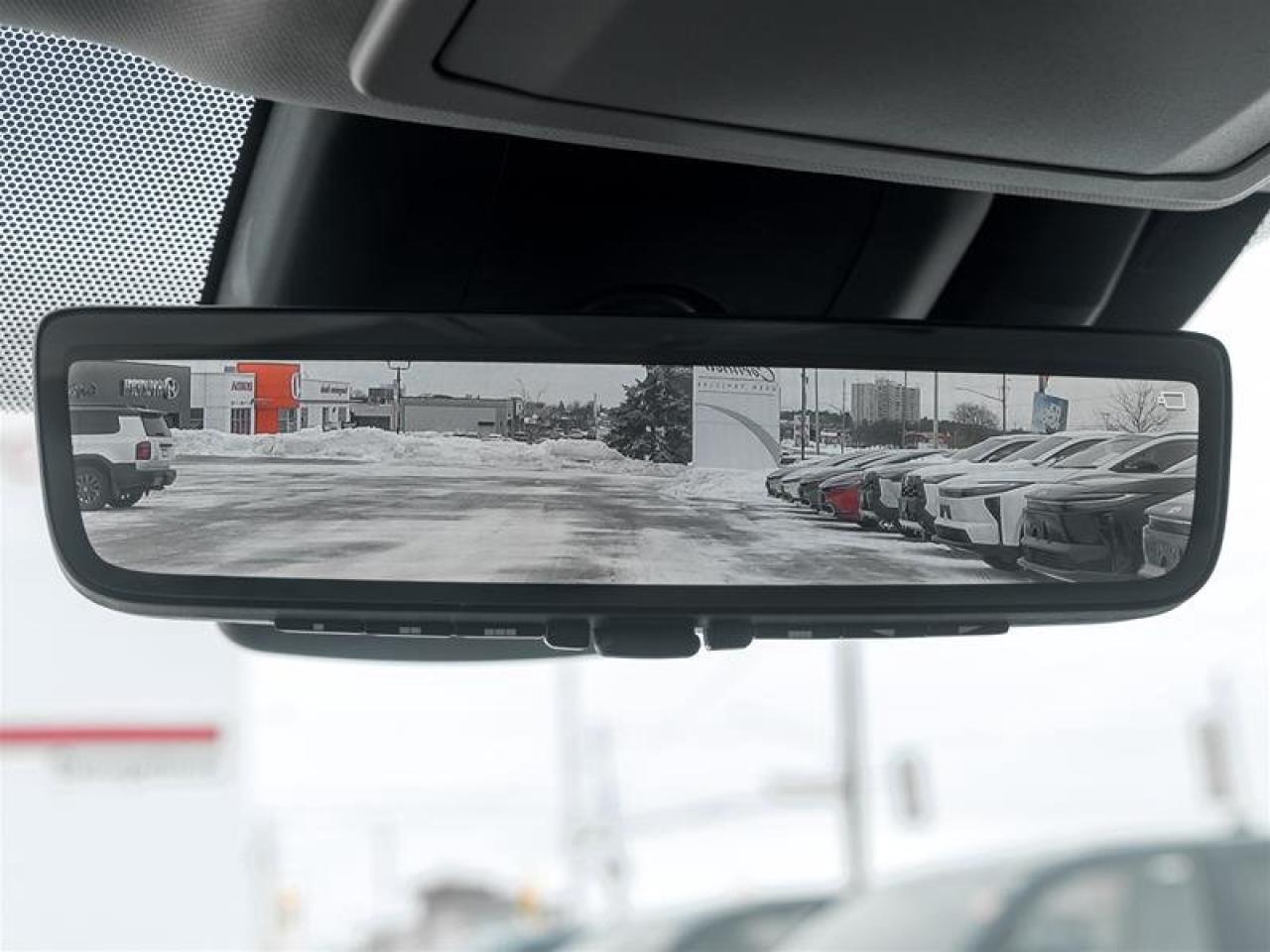 2025 Toyota Highlander LIMITED AWD Photo