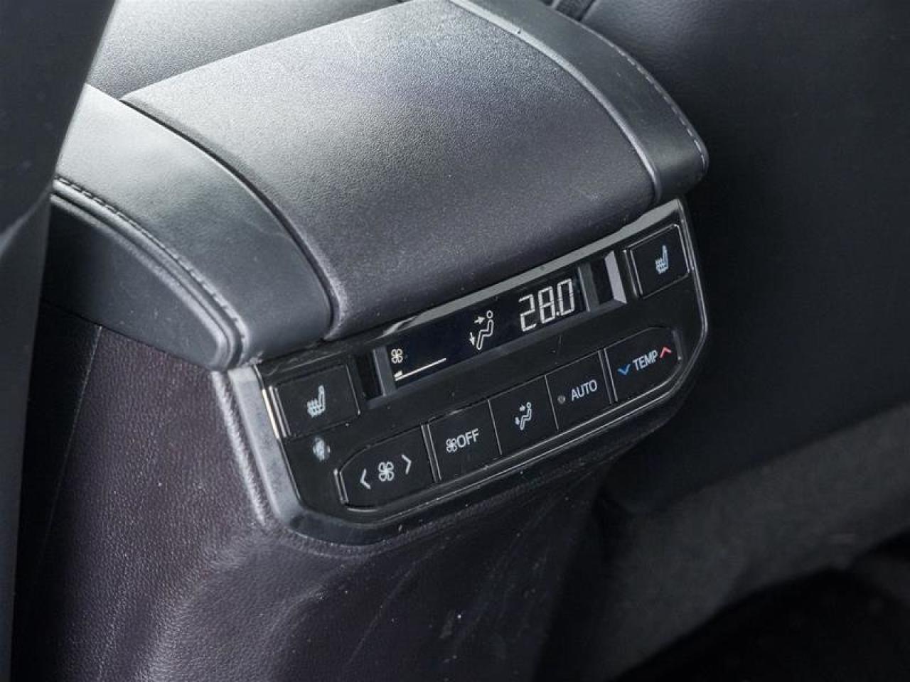 2025 Toyota Highlander LIMITED AWD Photo