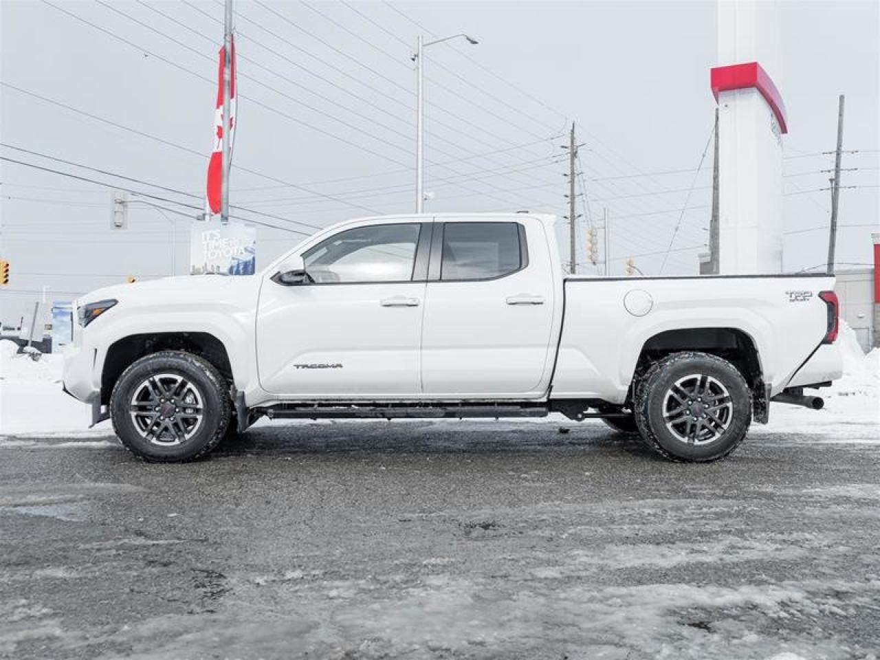 2025 Toyota Tacoma 4X4 Tacoma Double Cab AT Navi | Double Cab | TRD Sport | 4x4 Photo2