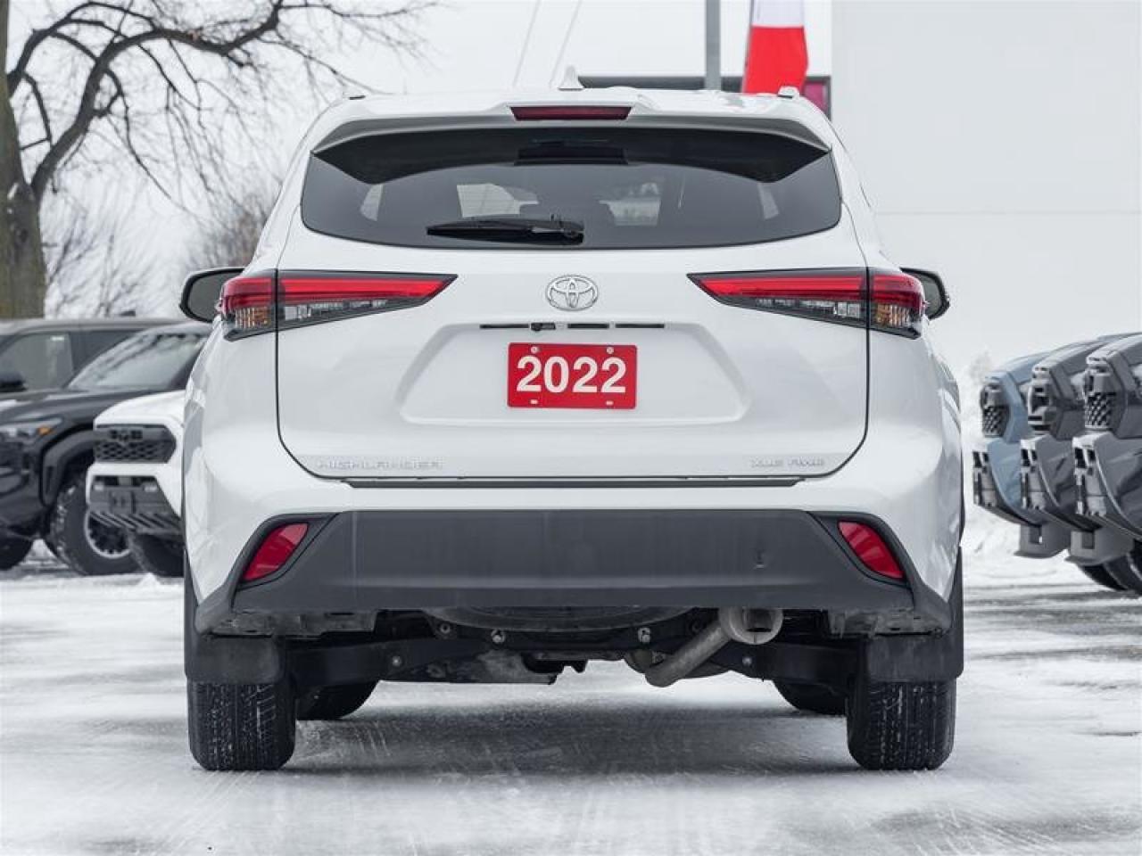 2022 Toyota Highlander XLE AWD Photo