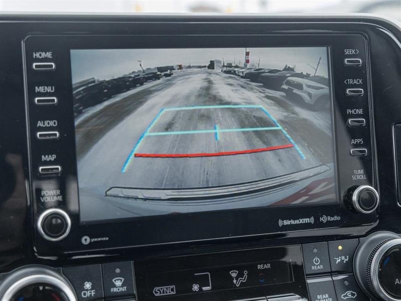 2022 Toyota Highlander XLE AWD Photo