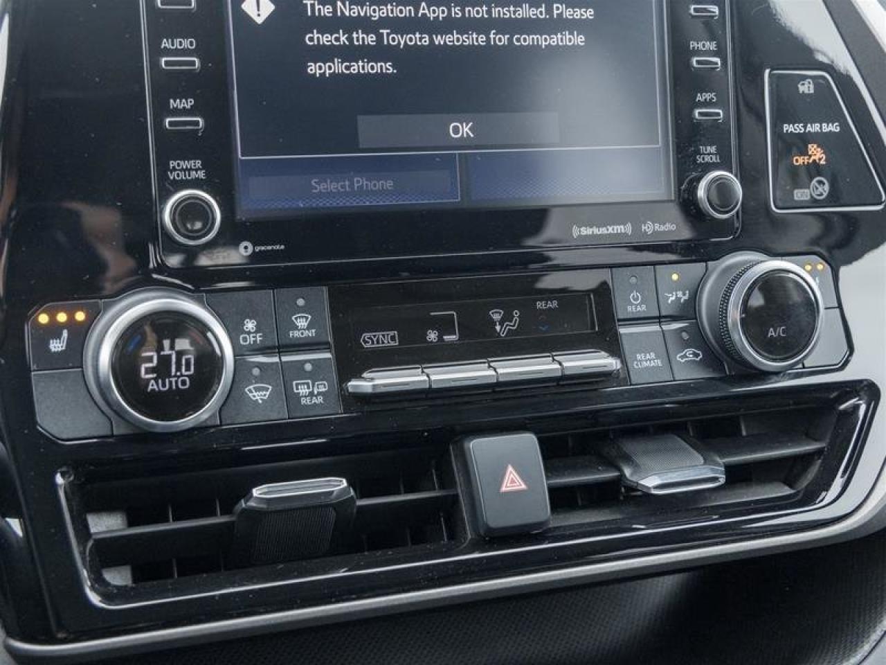 2022 Toyota Highlander XLE AWD Photo