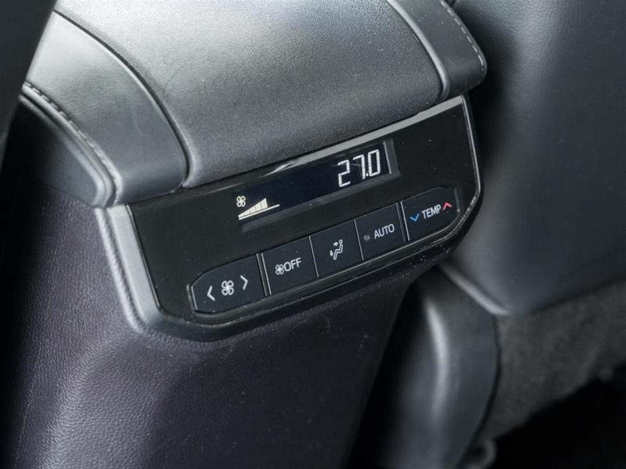 2022 Toyota Highlander XLE AWD Photo