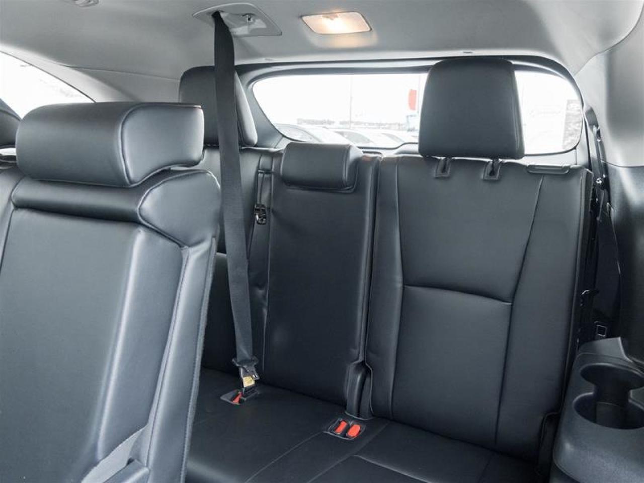 2022 Toyota Highlander XLE AWD Photo