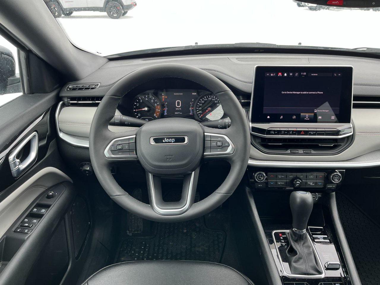 2024 Jeep Compass LIMITED Photo