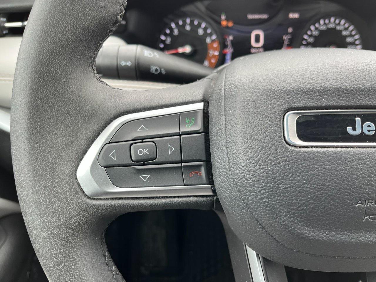 2024 Jeep Compass LIMITED Photo