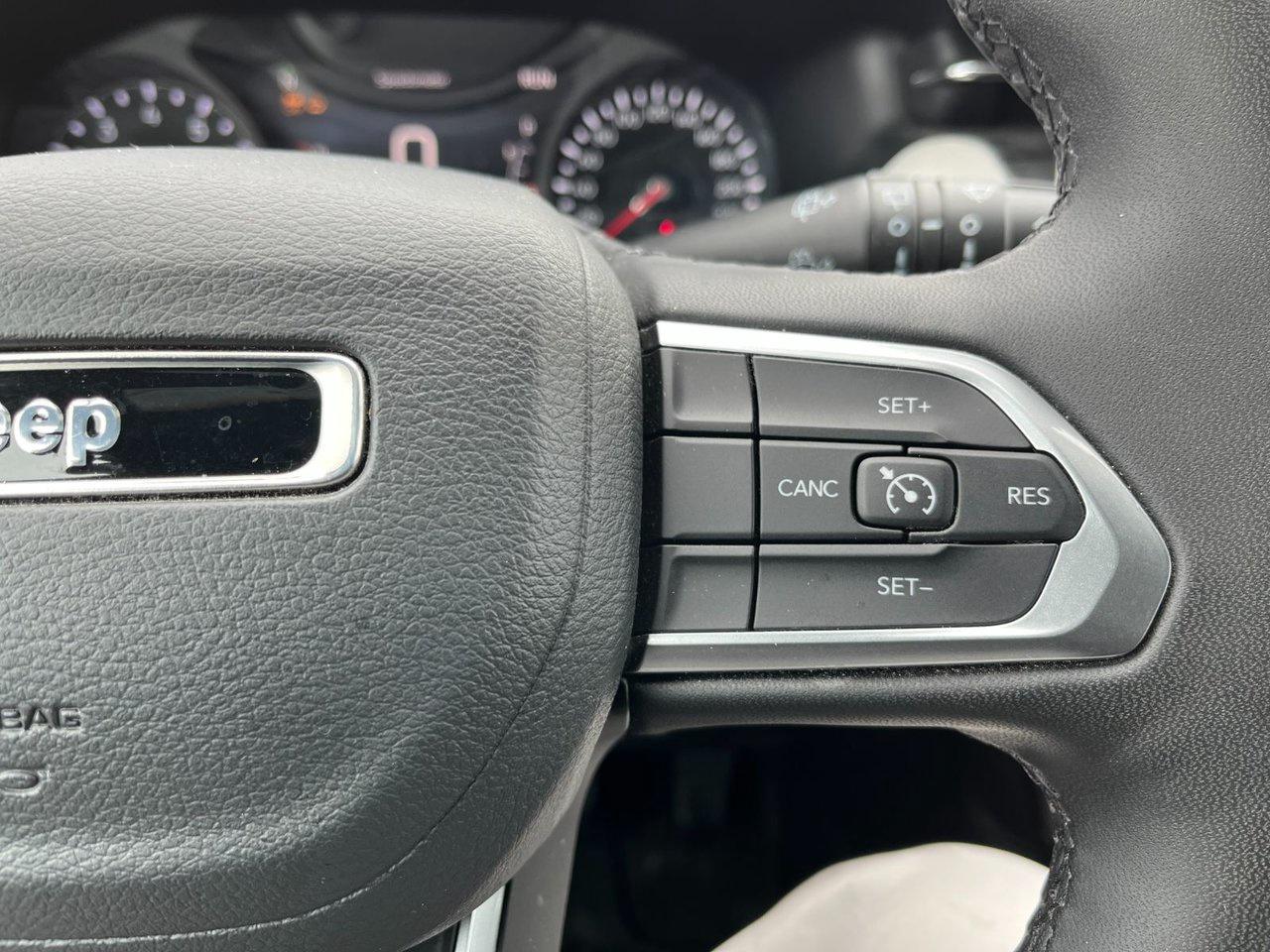 2024 Jeep Compass LIMITED Photo