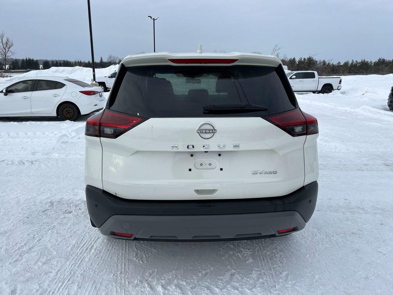 2023 Nissan Rogue SV AWD MOONROOF Photo