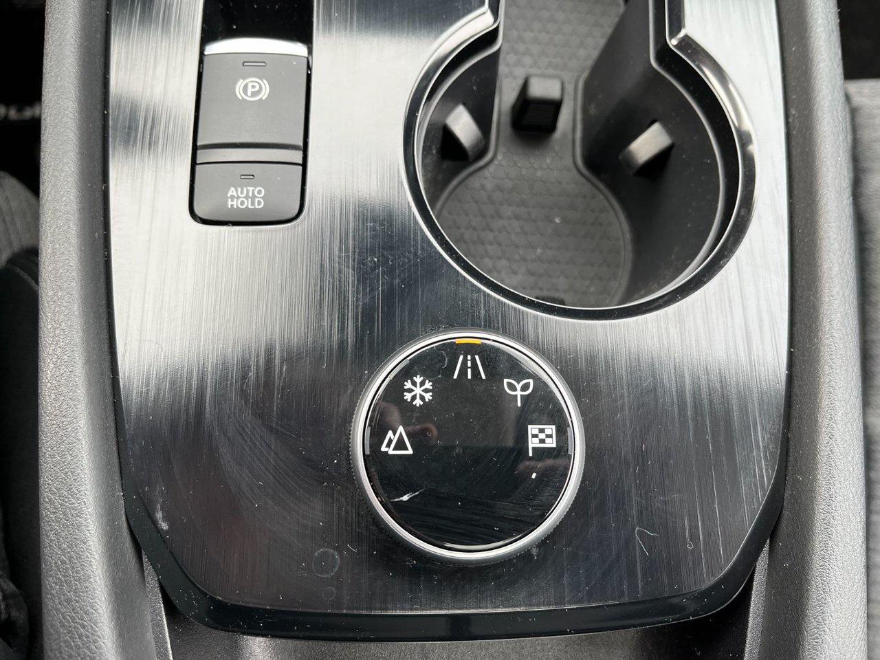 2023 Nissan Rogue SV AWD MOONROOF Photo