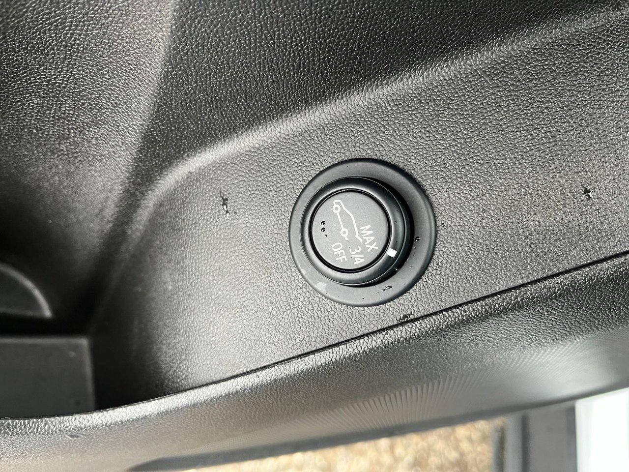 2024 Chevrolet Equinox AWD 4DR LT Photo