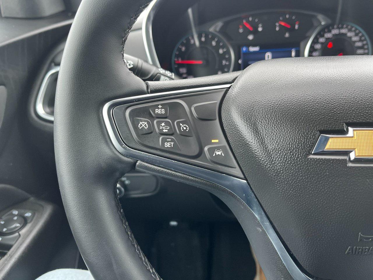 2024 Chevrolet Equinox AWD 4DR LT Photo