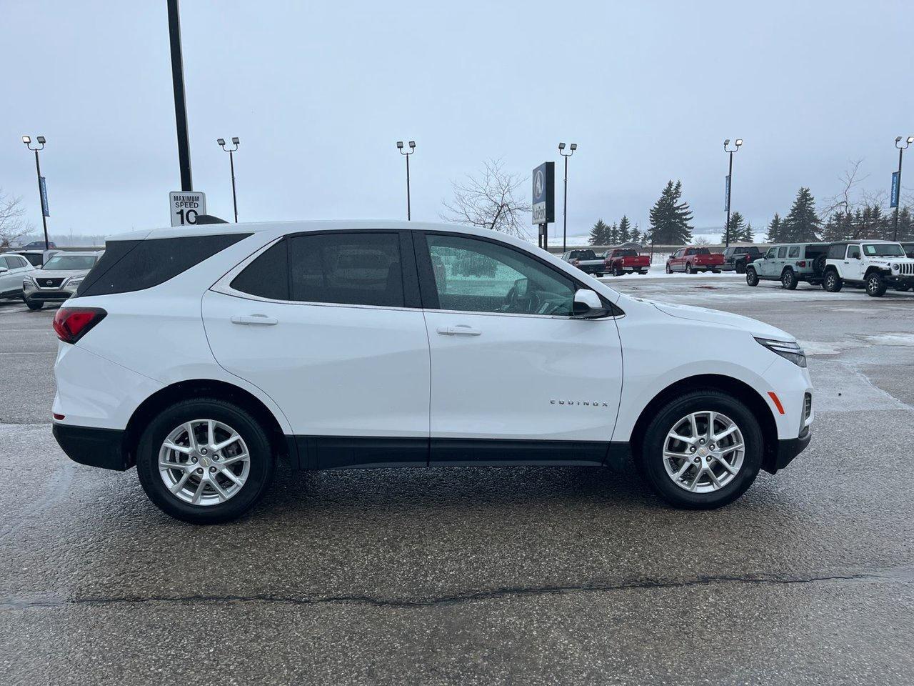 2024 Chevrolet Equinox AWD 4DR LT Photo