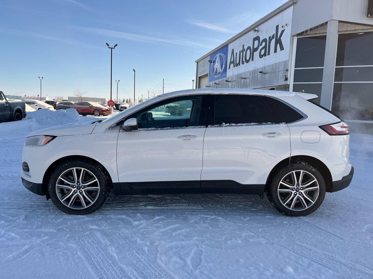 2022 Ford Edge Titanium AWD Photo