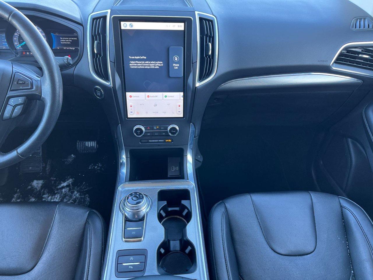 2022 Ford Edge Titanium AWD Photo