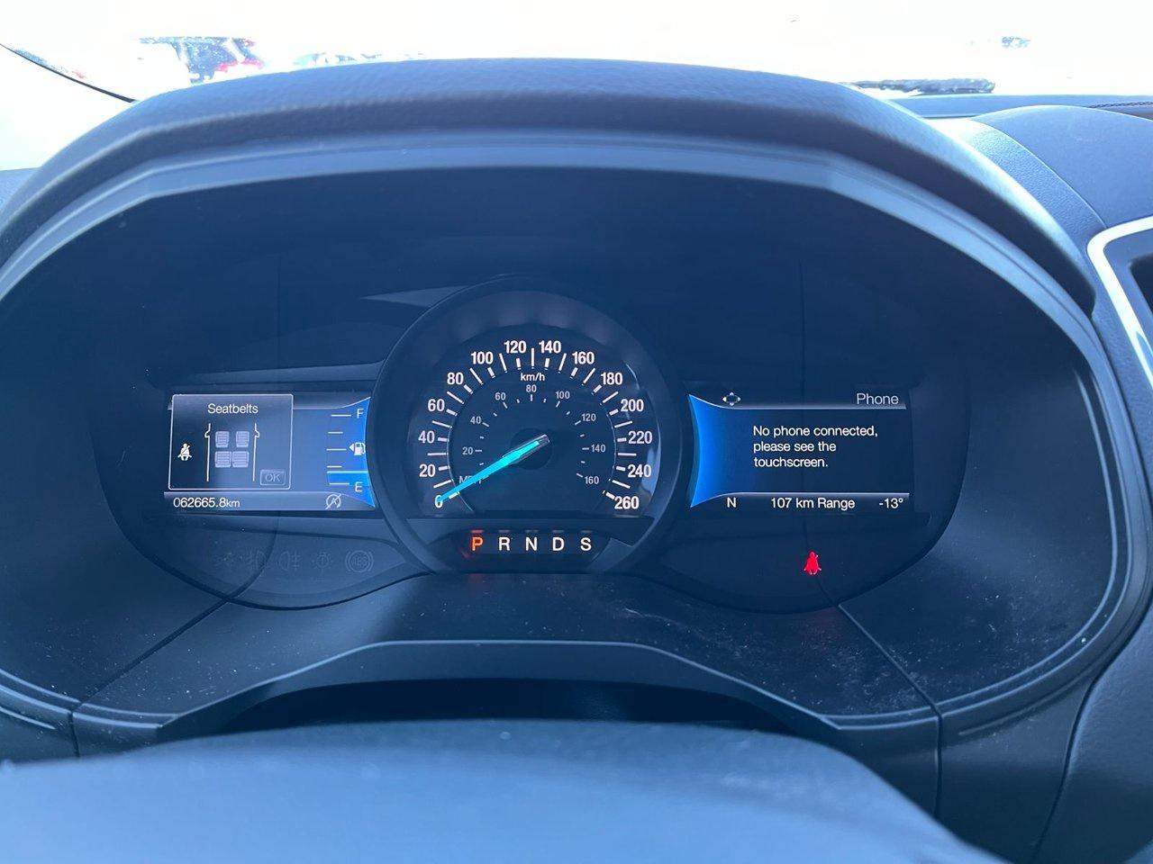 2022 Ford Edge Titanium AWD Photo