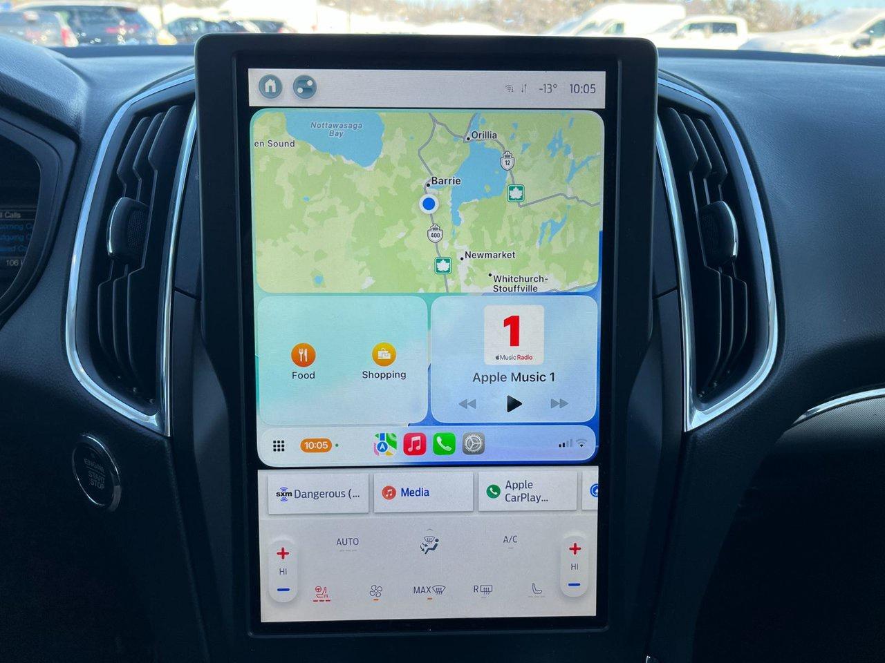 2022 Ford Edge Titanium AWD Photo