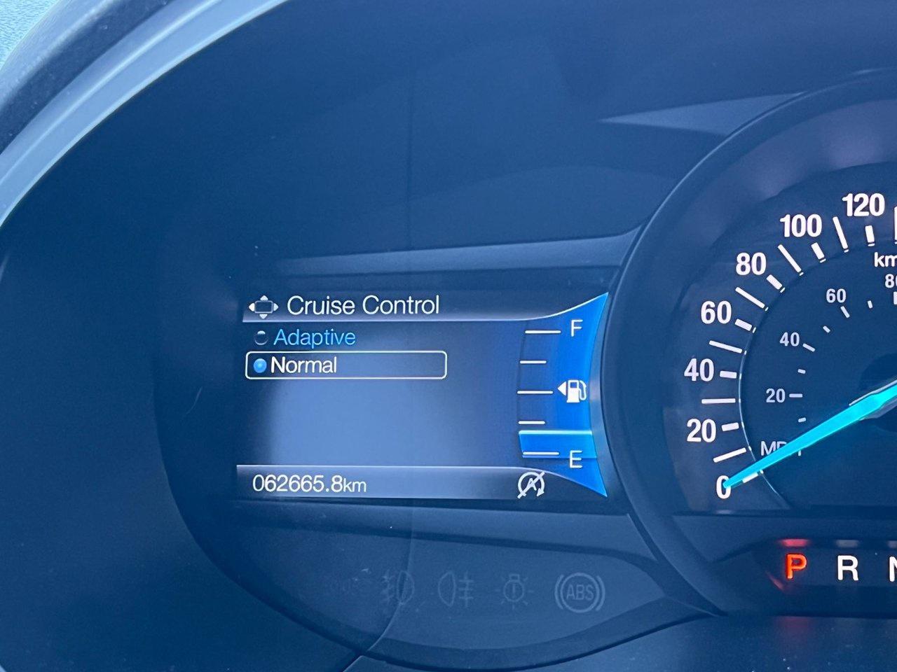 2022 Ford Edge Titanium AWD Photo