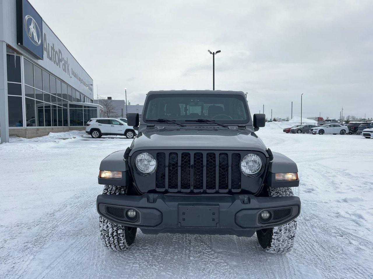 2021 Jeep Gladiator Willys 4x4 Photo