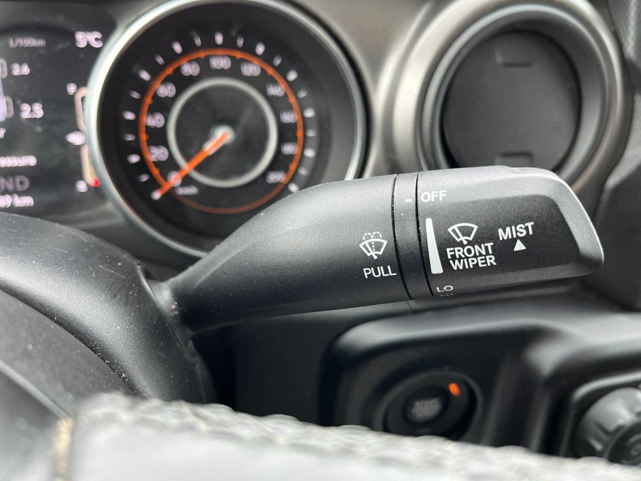 2021 Jeep Gladiator Willys 4x4 Photo