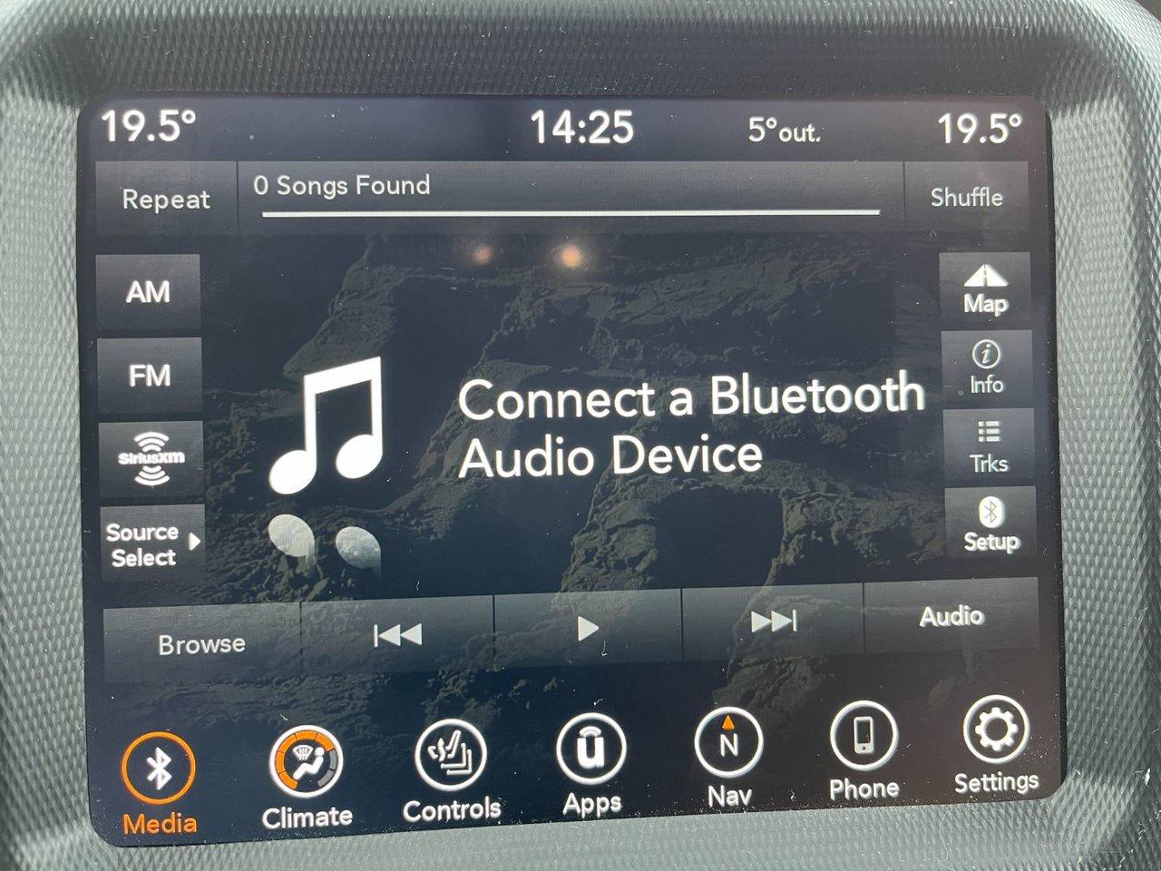 2021 Jeep Gladiator Willys 4x4 Photo