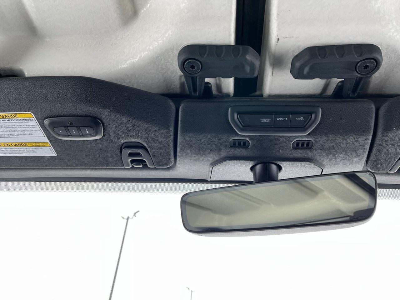 2021 Jeep Gladiator Willys 4x4 Photo