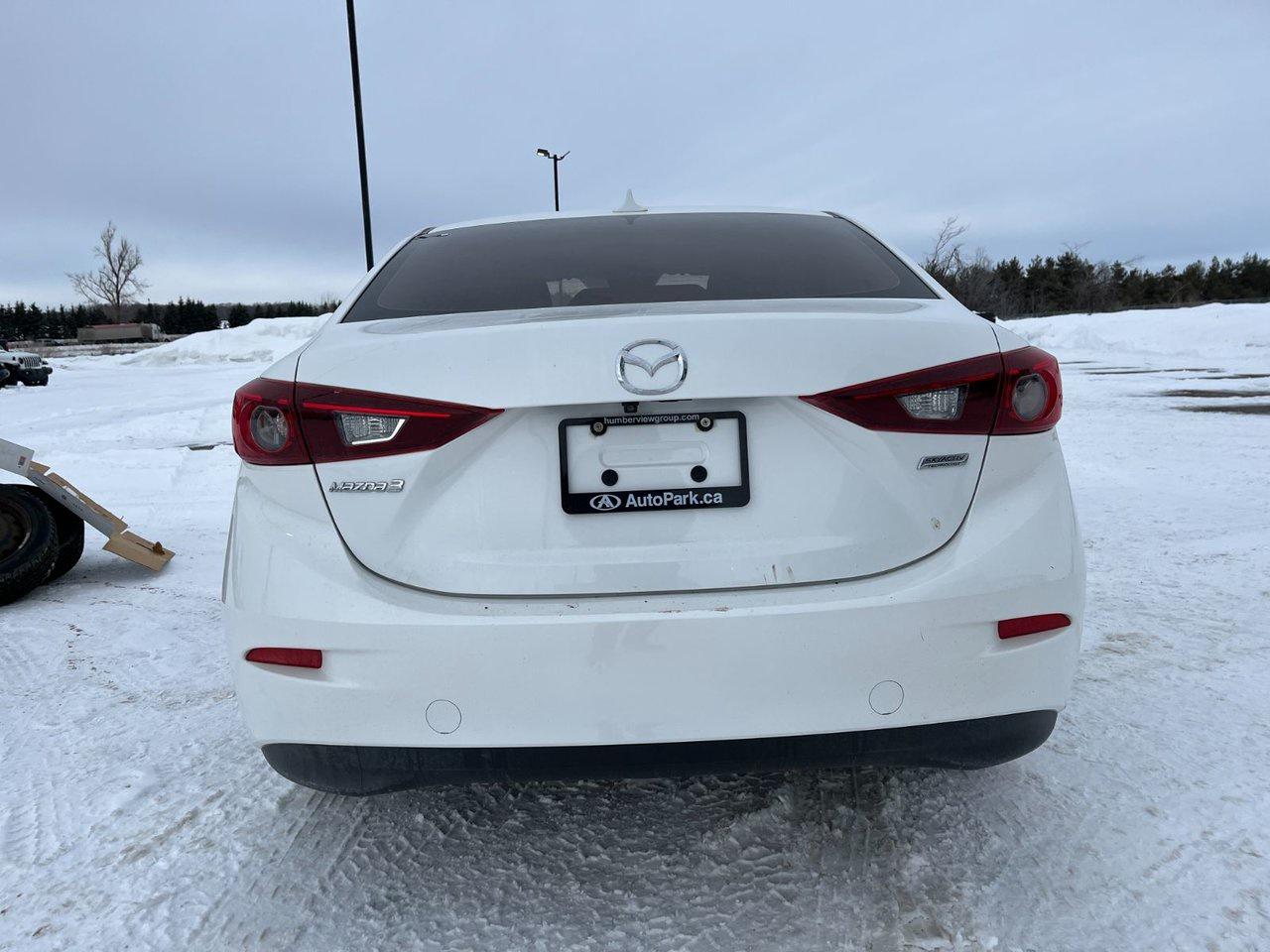 2018 Mazda MAZDA3 GS AUTO Photo