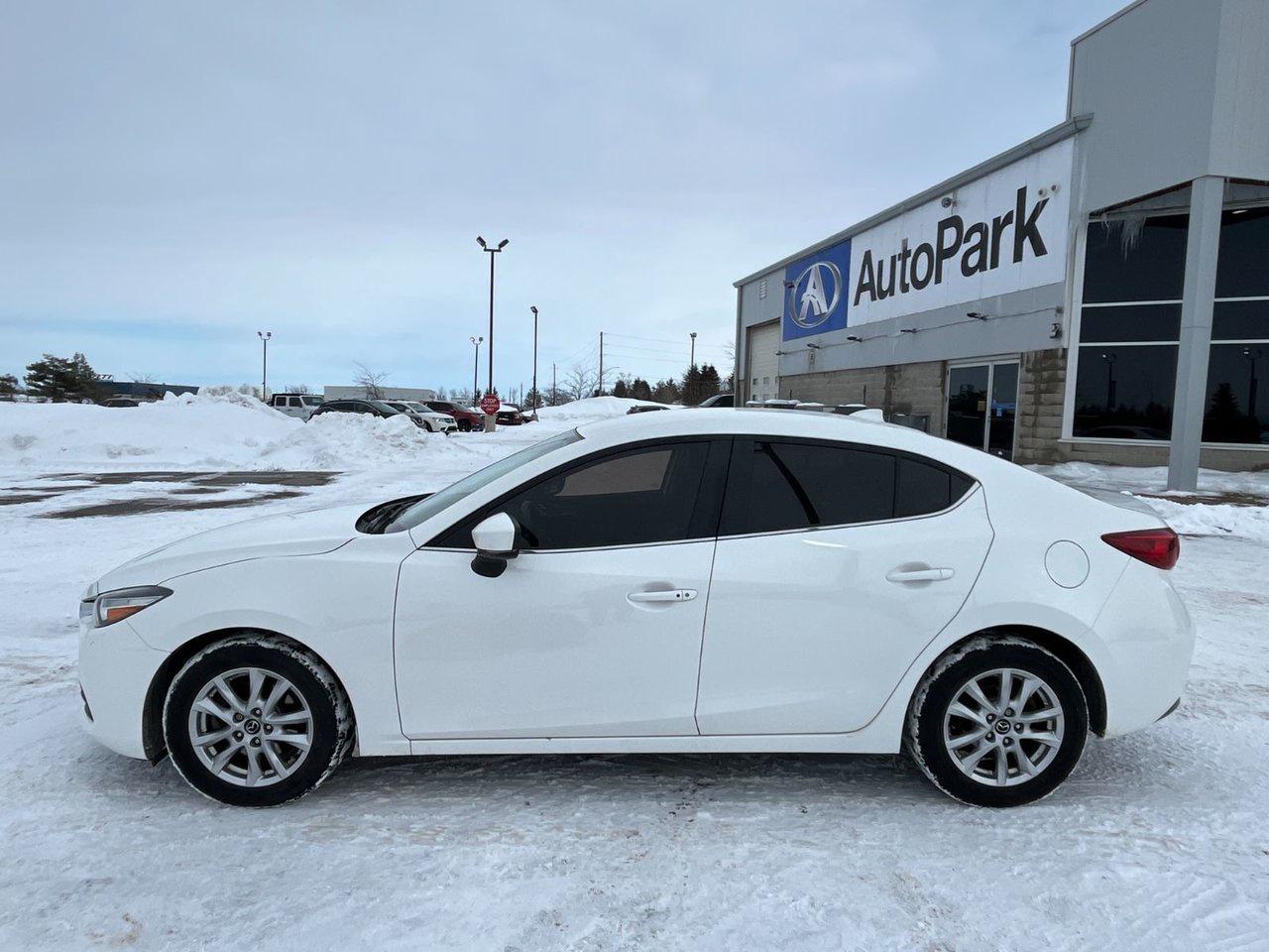 2018 Mazda MAZDA3 GS AUTO Photo