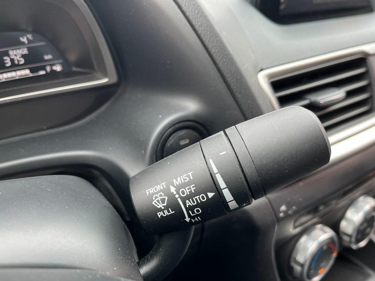 2018 Mazda MAZDA3 GS AUTO Photo