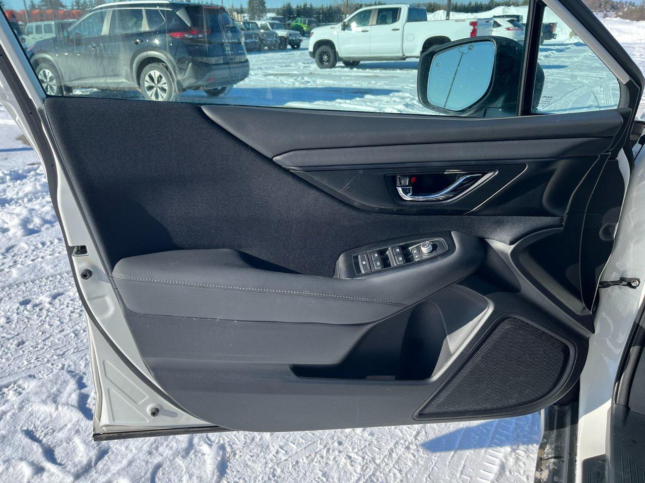 2025 Subaru Outback Touring Photo