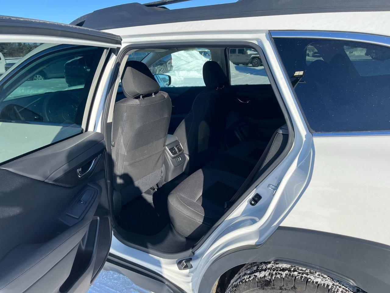 2025 Subaru Outback Touring Photo