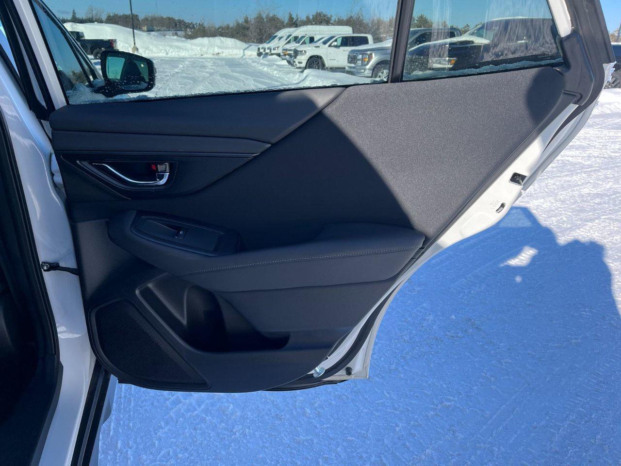 2025 Subaru Outback Touring Photo