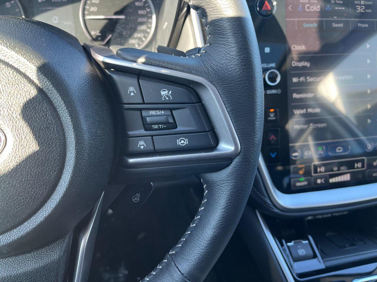 2025 Subaru Outback Touring Photo