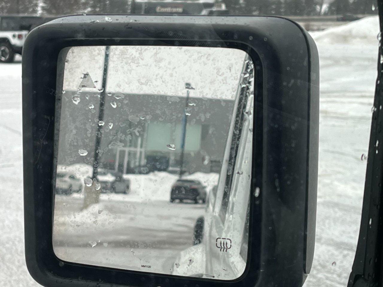 2021 Jeep Gladiator Willys 4x4 Photo