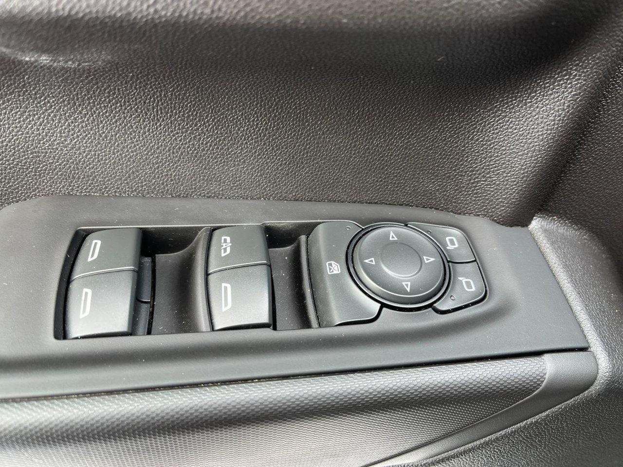 2024 Chevrolet Silverado 1500 4WD Crew Cab 157 Custom Trail Boss Photo