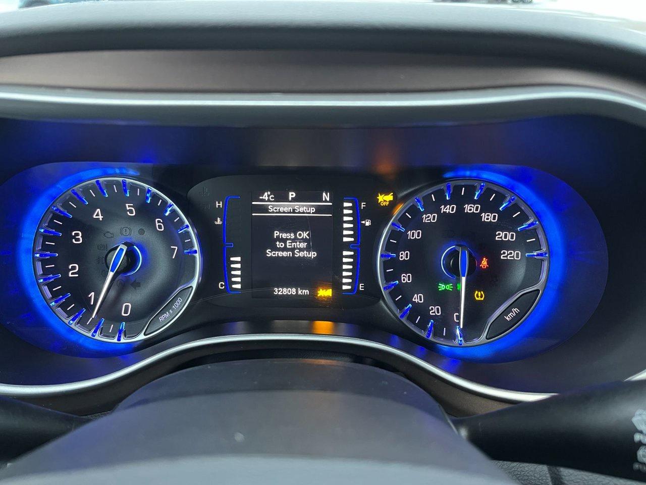 2024 Chrysler Grand Caravan SXT 2WD Photo