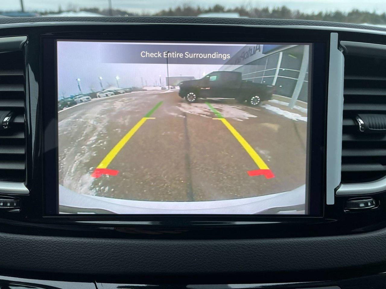 2024 Chrysler Grand Caravan SXT 2WD Photo